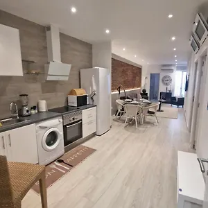 barcelona-apartamento-planta-baja-con-parking.topbarcelonahotels.com/